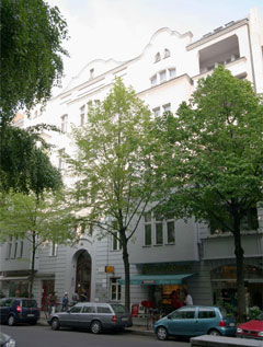 Wohn- und Geschäftshaus